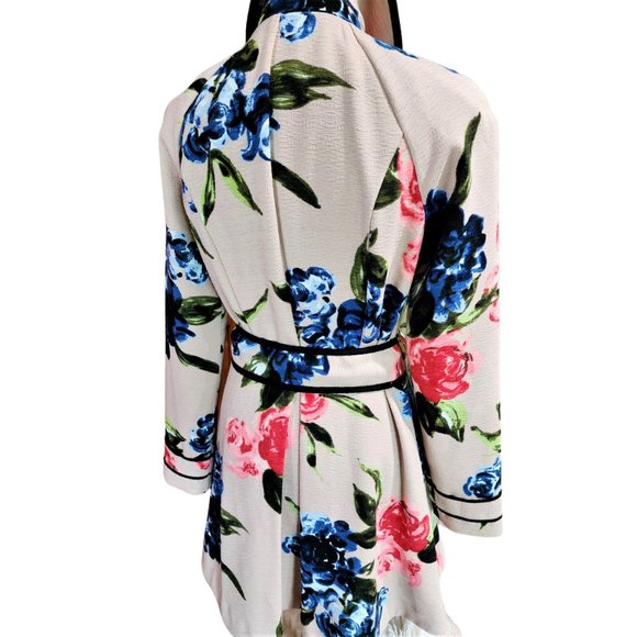 ELLE Floral Trench Coat Size 2 New Condition - Picture 2 of 6